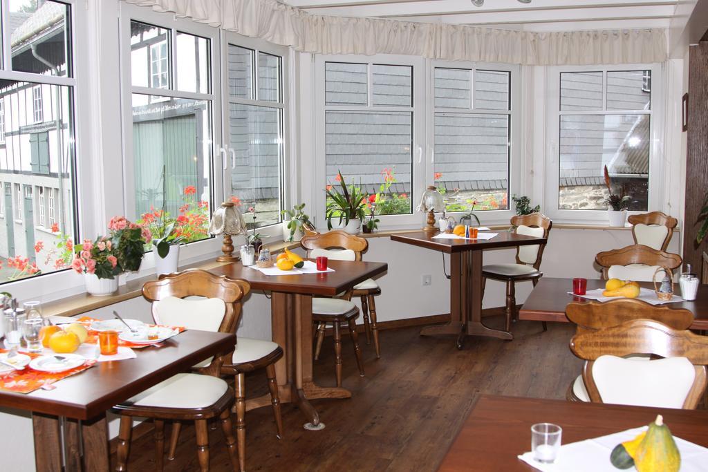 Gasthof-Pension Hunaustuben Шмаленберг Екстериор снимка