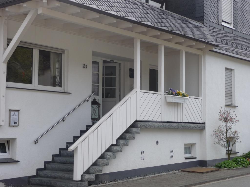 Gasthof-Pension Hunaustuben Шмаленберг Екстериор снимка