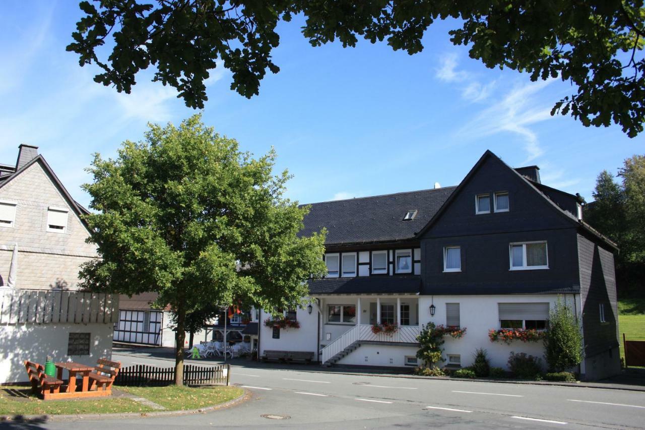 Gasthof-Pension Hunaustuben Шмаленберг Екстериор снимка